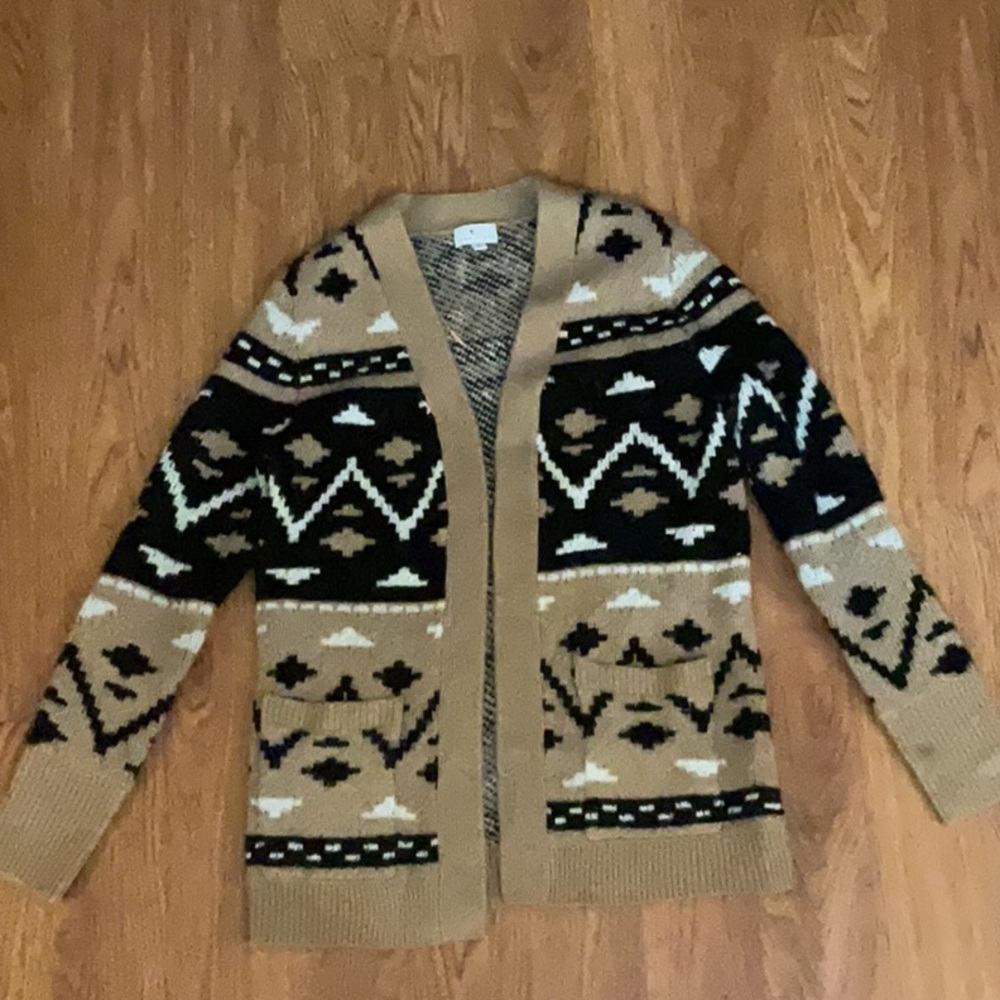 True Craft Black and Tan Knit Cardigan